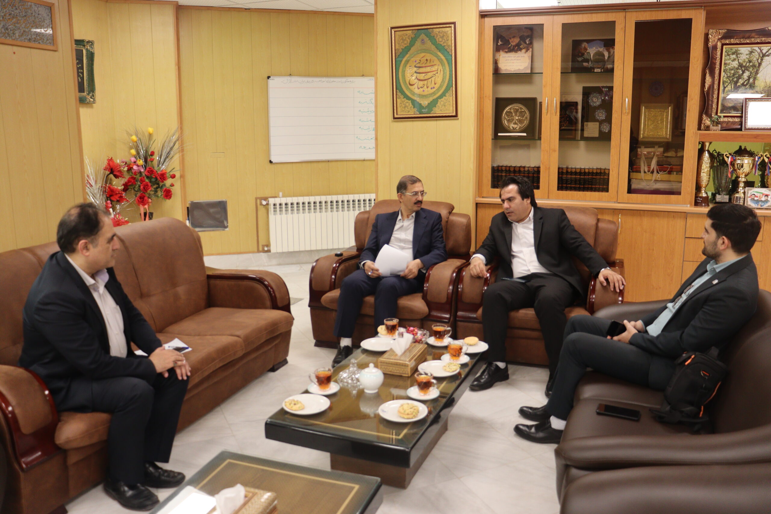 دیدار مدیر عامل صندوق پژوهش و فناوری استان اردبیل با مدیر امور شعب بانک ملی