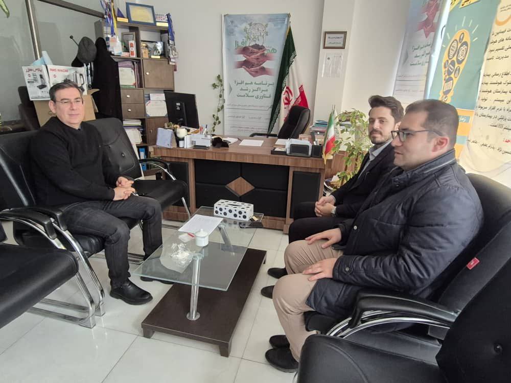 نشست مدیر عامل صندوق پژوهش و فناوری استان با مدیر تحقیقات و فناوری دانشگاه علوم پزشکی استان اردبیل